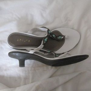 Unisa NIB White Turquois Stone Sandals
